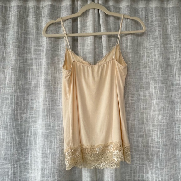 Jigsaw Lace Trim V-neck Cami Butter Pastel Yellow Vintage Y2K Dainty Coquette - Picture 5 of 5